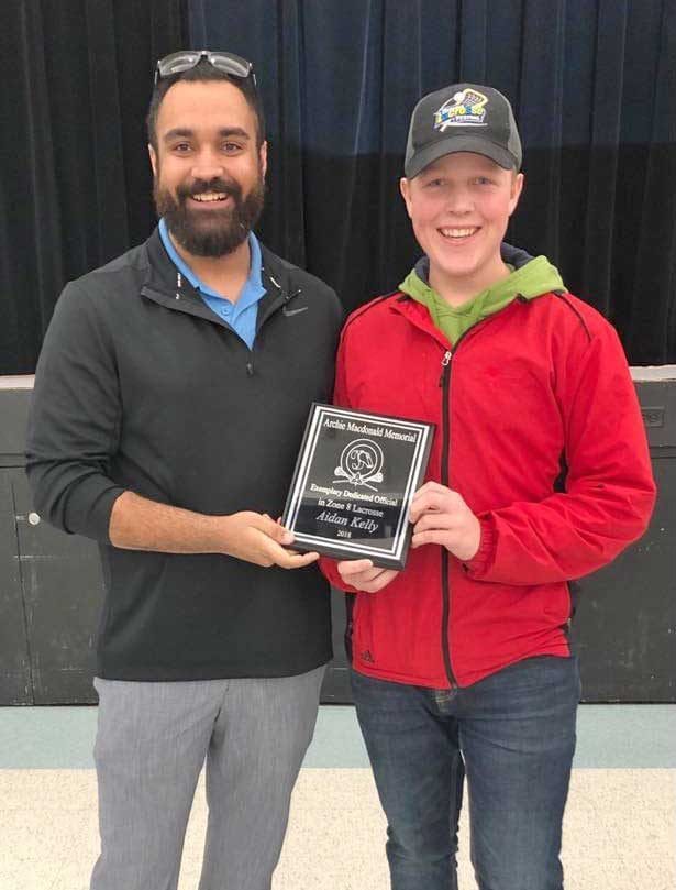 Aidan Kelly presented with 2018 Archie MacDonald referee of the year award post image