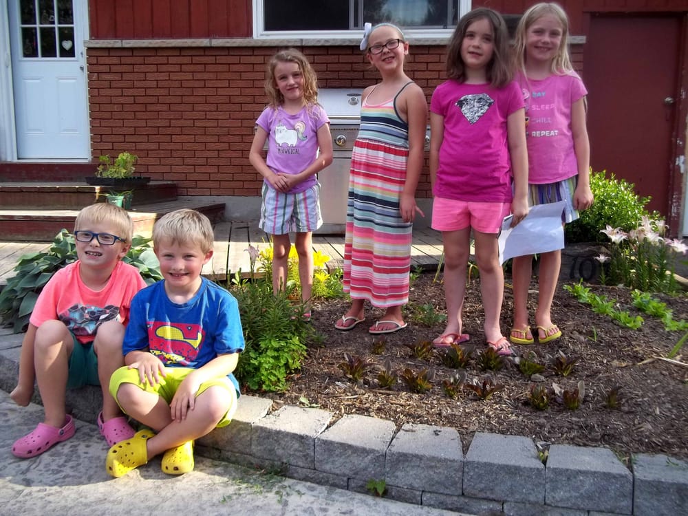 Gardening scavenger hunt post image