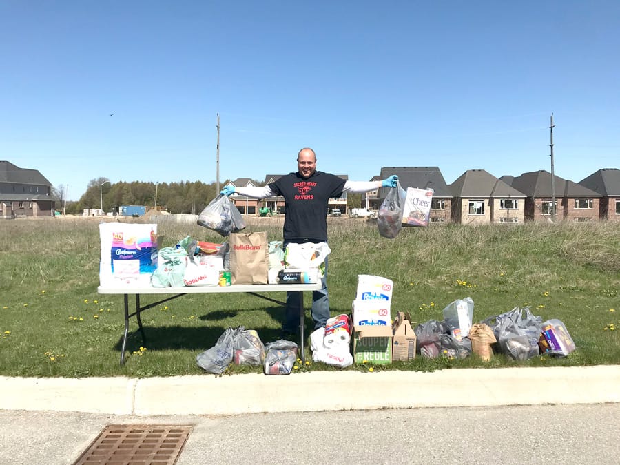 Rockwood's Sacred Heart Catholic School community host food drive post image
