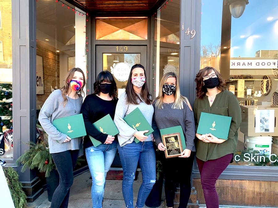 Mount Forest Chamber of Commerce presents Awards of Excellence post image