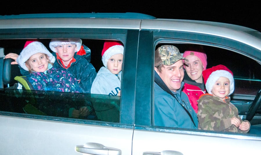 Santa cruises through Drayton post image