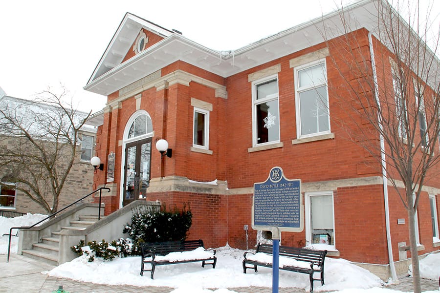 County library staff to help with COVID-19 vaccination registration post image