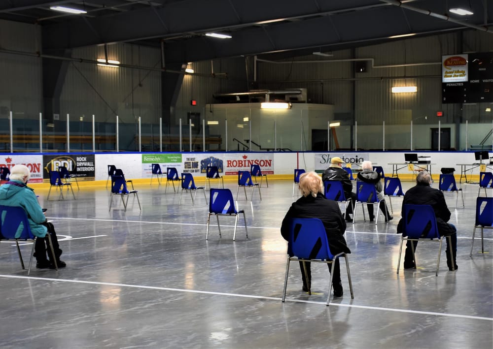 Local vaccination centres may close in a week if vaccine shipments don’t arrive post image