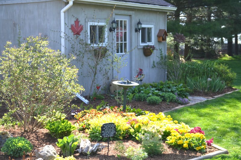 Trinkets and trash? No, it’s art in my garden post image