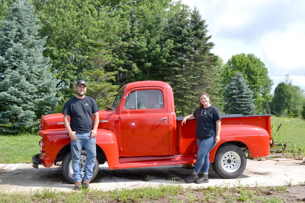 Erin Hill Acres continues the Christmas tree tradition post image