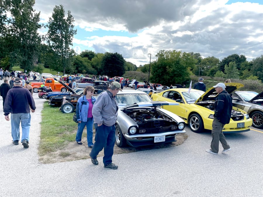 Drayton Rotary Club Cruise Night brought out community post image