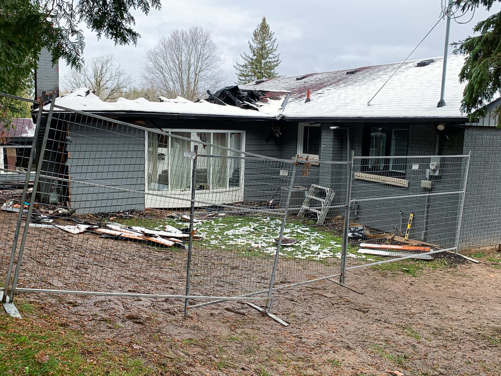 Residents displaced, dog missing after Guelph/Eramosa house fire post image