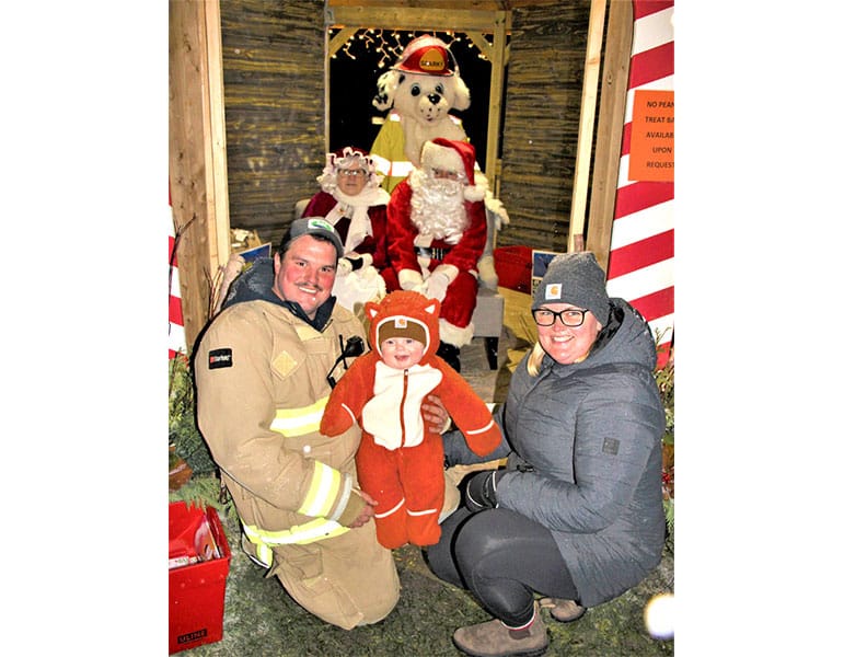 Christmas in the Streets celebrated in Clifford post image