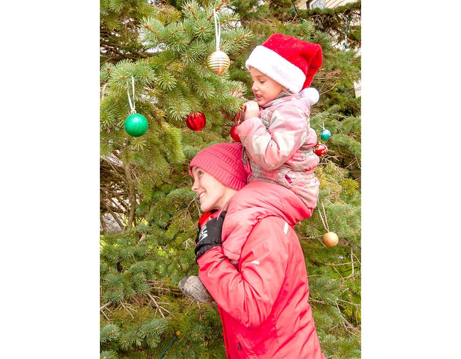 Santa visits Moorefield for parade sponsored  by local Optimists post image