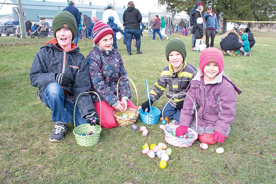 Mapleton Preschool hosted Easter egg hunt post image