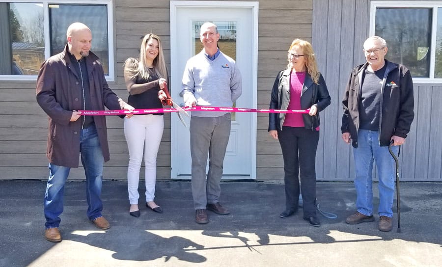 Ribbon-cutting event held for Country Chic Aesthetics post image