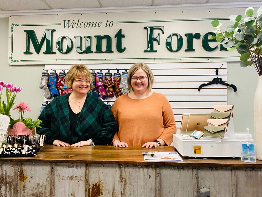 HomeTown Boutique is fashion-forward in the heart of Mount Forest post image