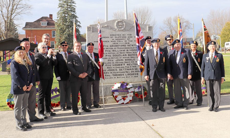 Remembrance ceremony held in Clifford post image