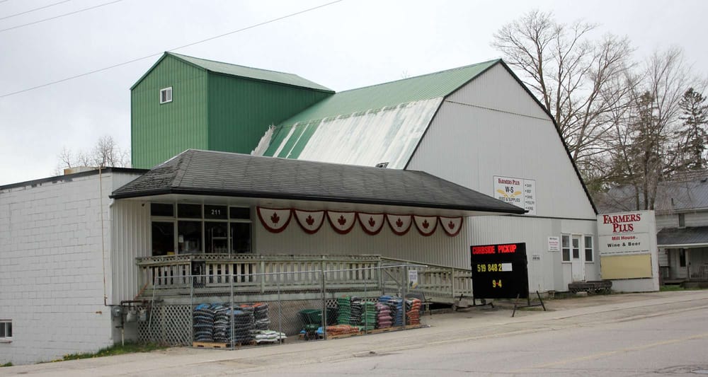 Farmers Plus in Arthur closing after almost 10 years in business post image