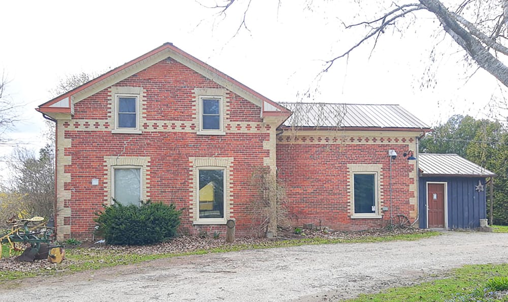 Township to provide farmhouse for resident/locum doctors for at least one year post image