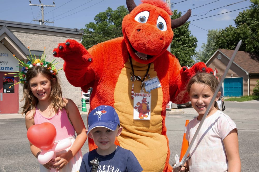 Medieval Faire drew thousands to downtown Fergus on Saturday post image