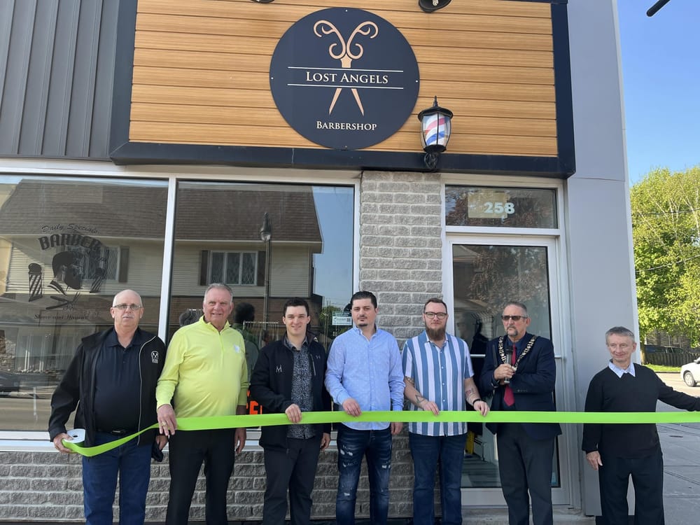 Minto Chamber of Commerce celebrates five new businesses post image