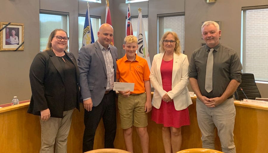 Hockey player Ty Martin receives $250 athletic bursary post image