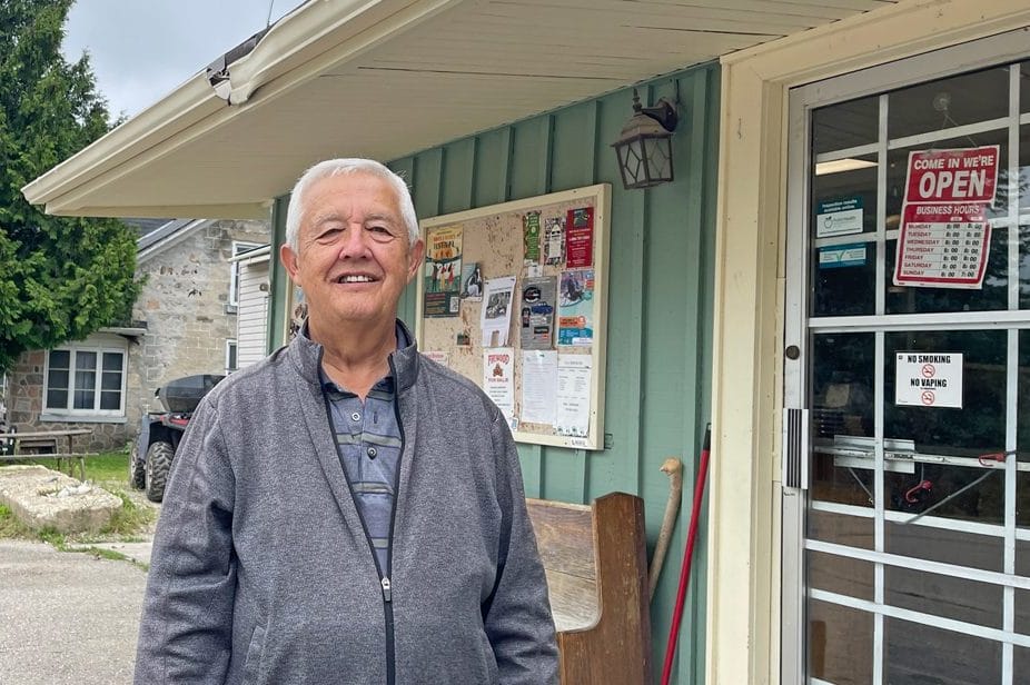 Sargent’s book recalls people, places of 1950s Belwood post image