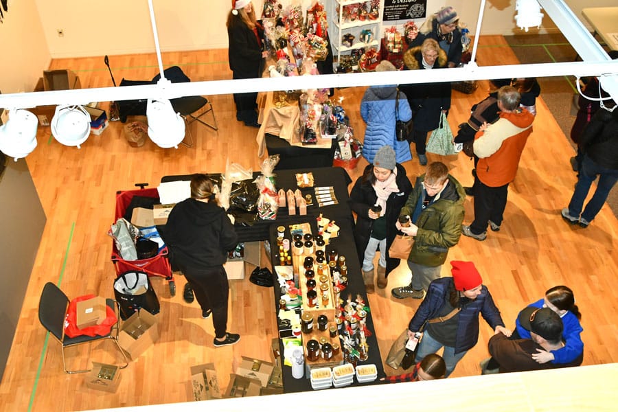 Shoppers flock to Christmas market at county museum post image