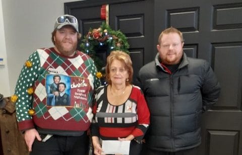 Locals donate $1,000 to Cancer Patient Services post image