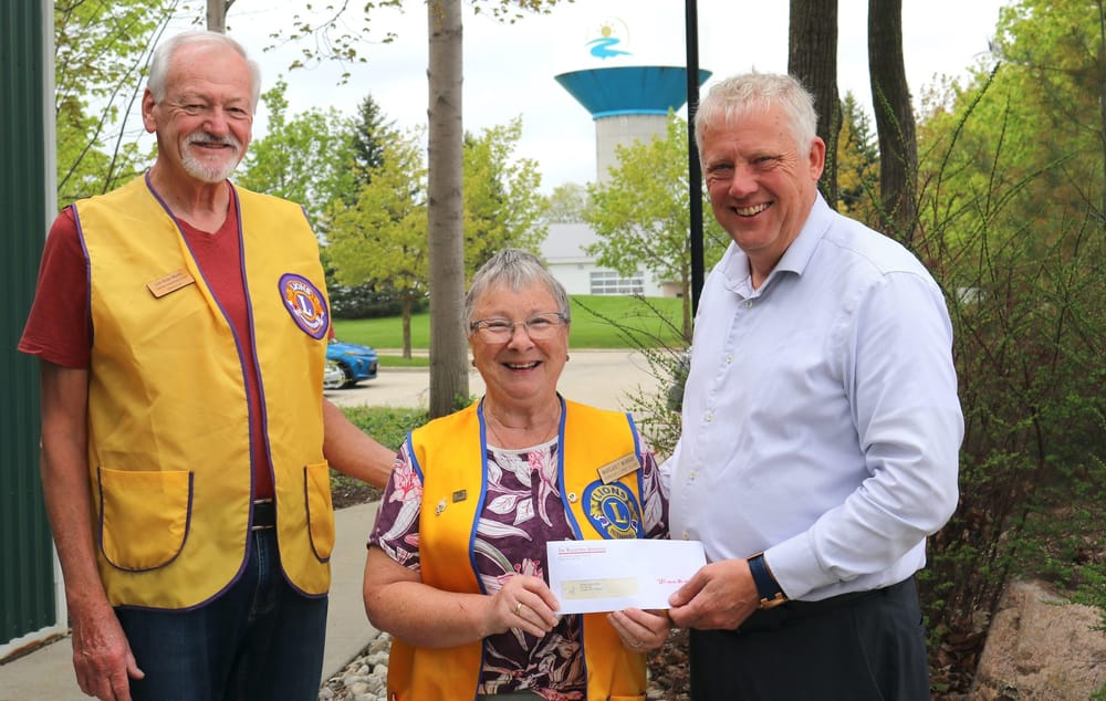 Wellington Advertiser recognizes groups for environmental work post image