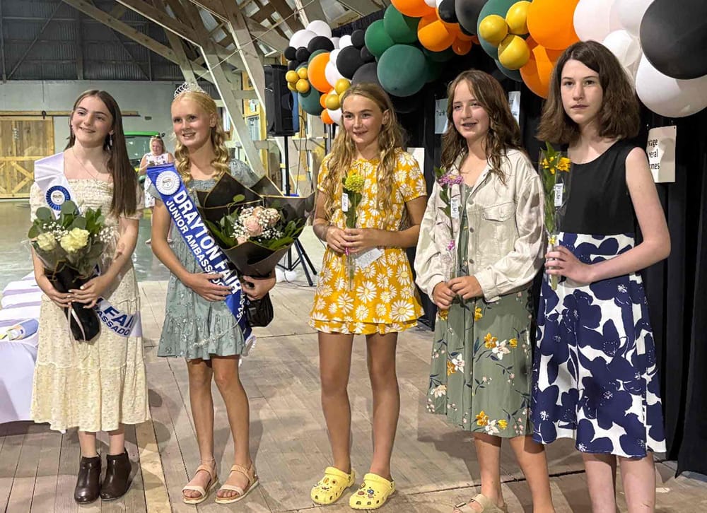 Drayton Fair crowns its Junior Ambassador post image