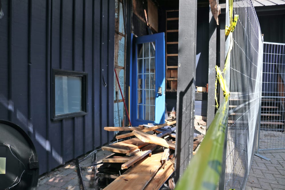 Fire forces 12 residents to evacuate Elora building post image