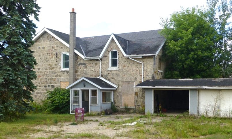 Council provides heritage designation to crumbling Fergus farmhouse post image