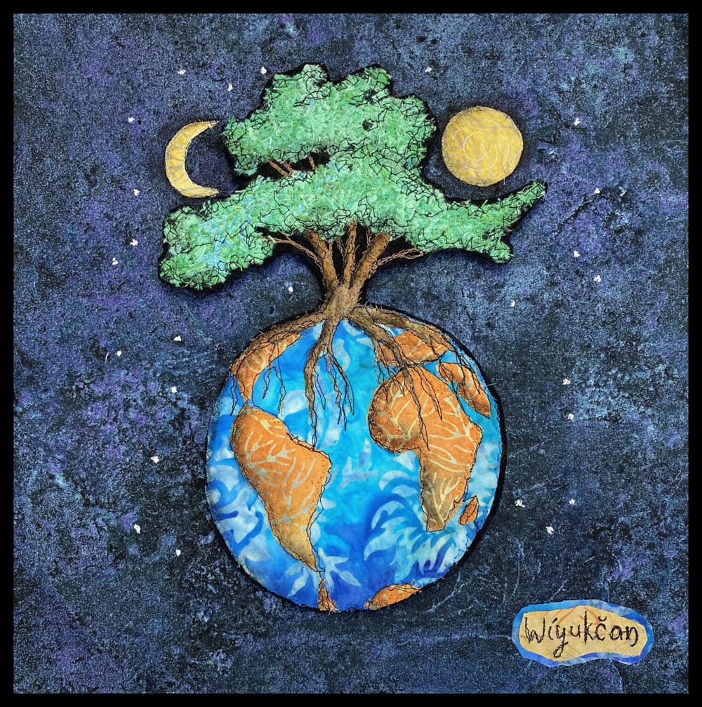 Fabric artist Lorraine Roy to host visual presentation Oct. 8 post image