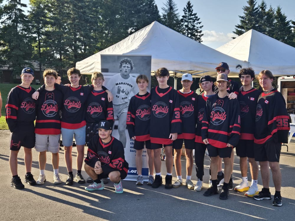 Erin Devils U18 hockey team to donate to the Terry Fox Foundation post image