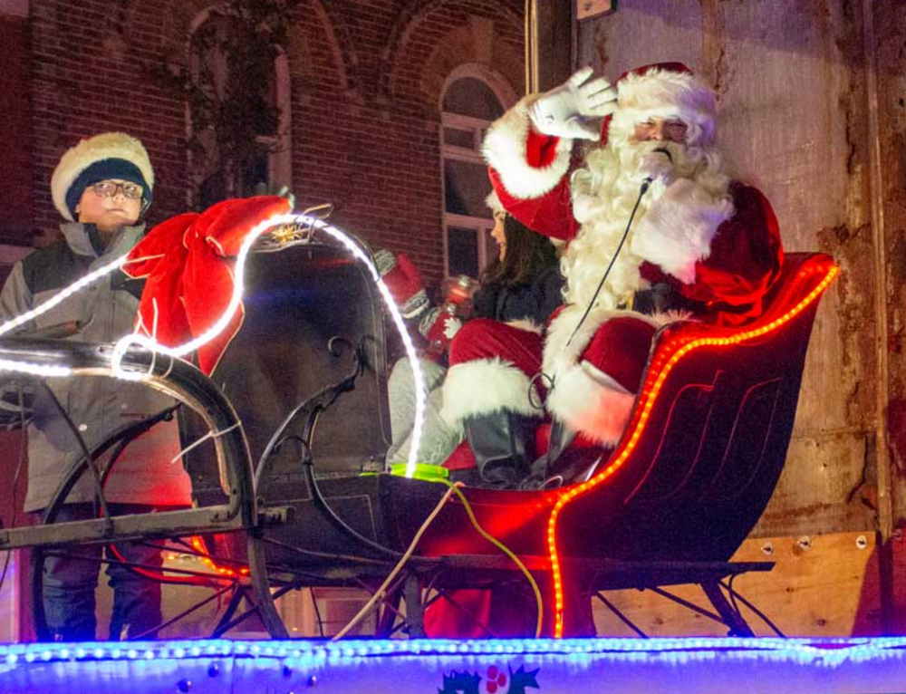 Santa Claus is coming to Harriston post image