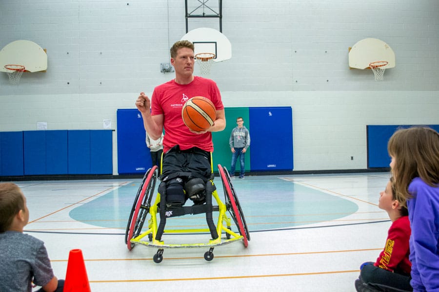 Wheelchair basketball superstar gave demonstration, talk at JD Hogarth