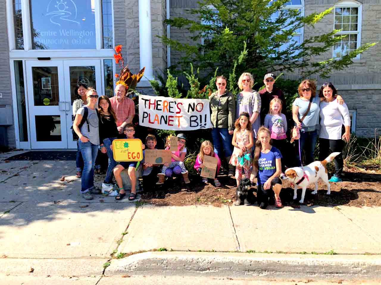 Elora citizens gather to show support for Global Climate Action Week