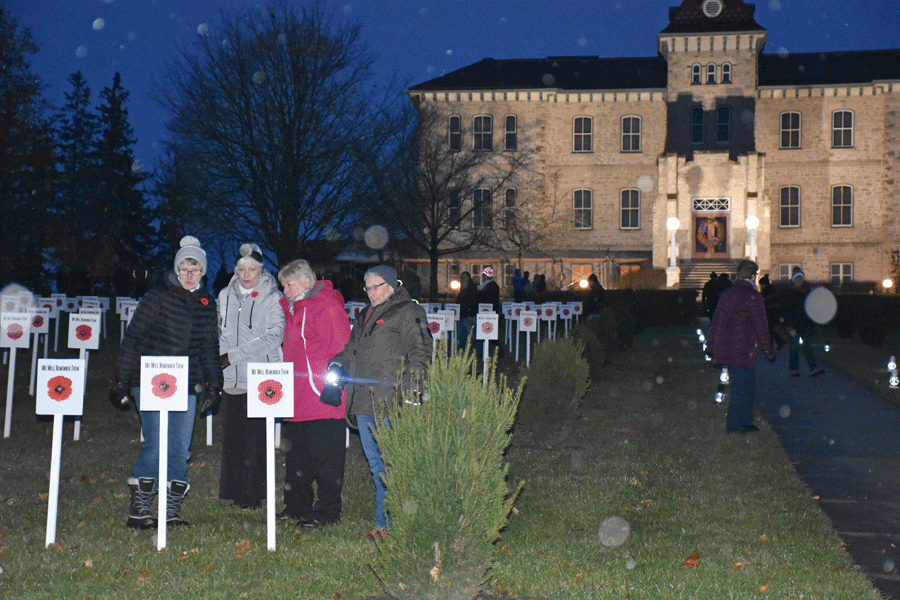 Museum hosts candle lighting ceremony of remembrance