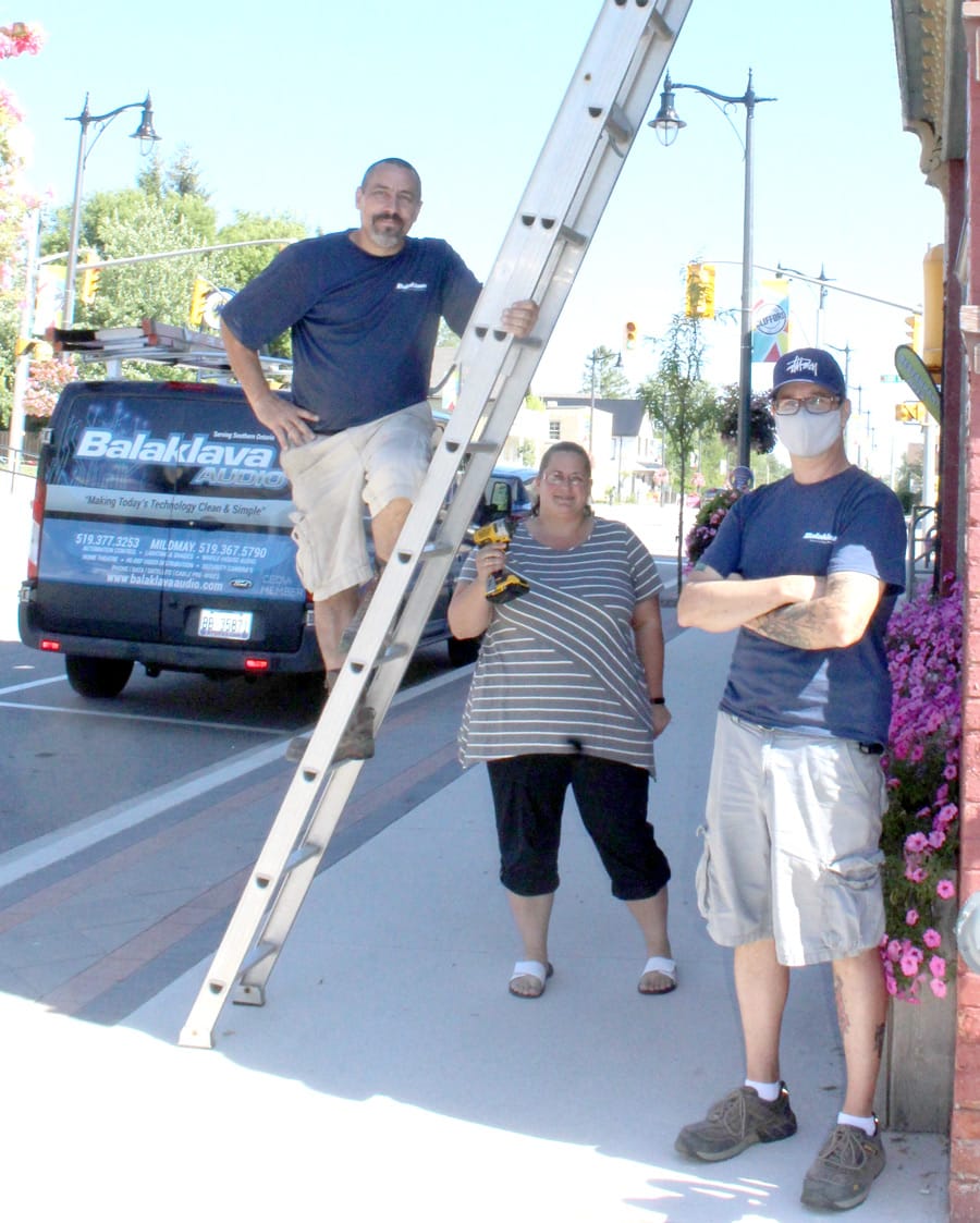 Music comes to Minto's downtown streets