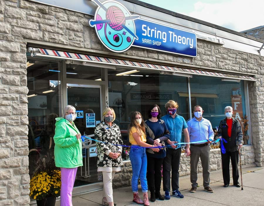 New business opens in downtown Fergus