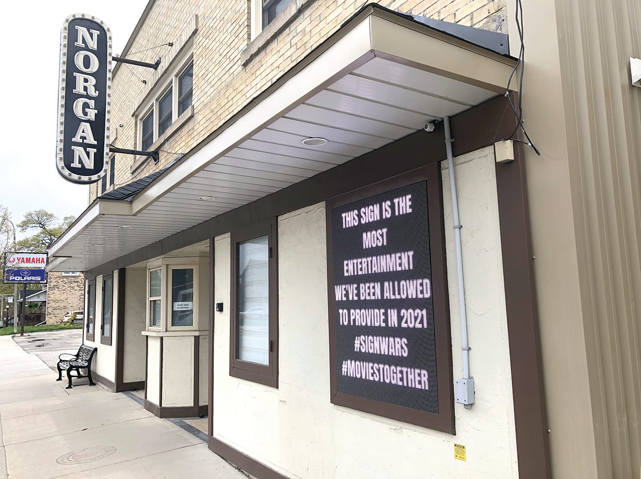 ‘Sign wars’ popping up across Wellington County