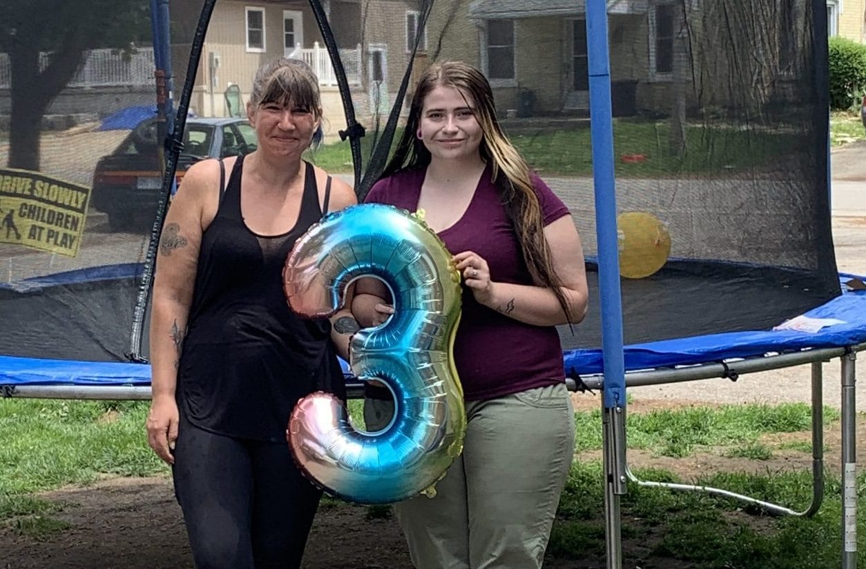 Neighbour helps raise $2,400 for fire victims in Mount Forest