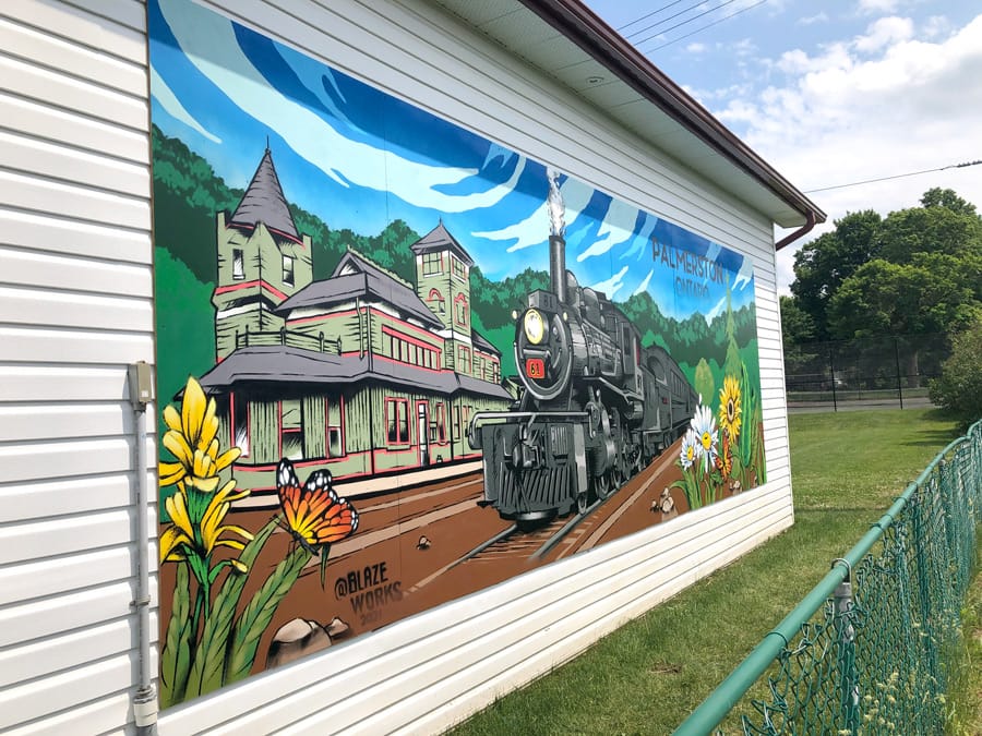 New mural reflects Palmerston's historic railway heritage