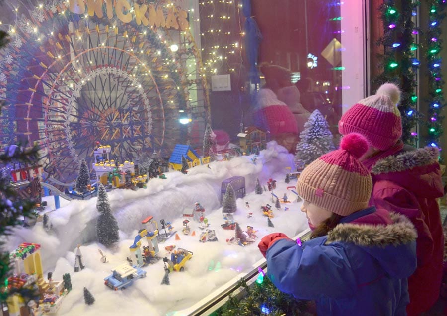 Erin’s Window Wonderland returns to in-person event Nov. 19