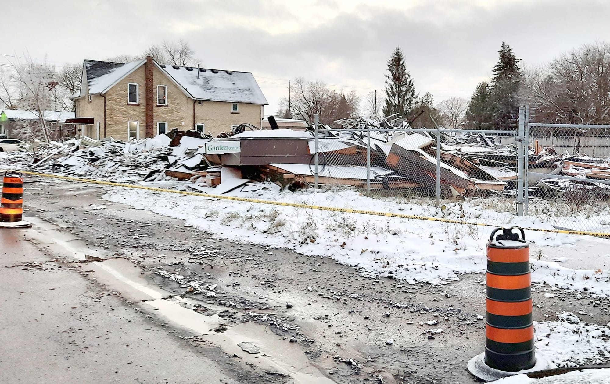 Officials mum on whether Palmerston blaze could be linked to Saturday party