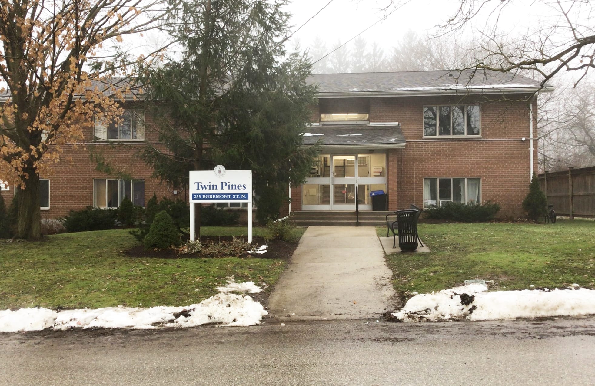 Building evacuated after suspicious package found