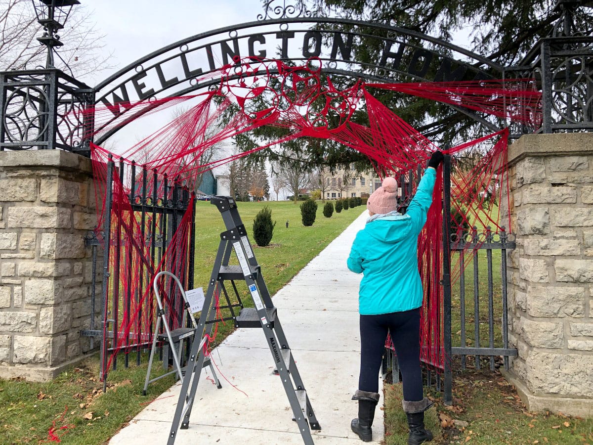 Metis artist adds installation piece, part of Hope and Healing Canada at museum gates