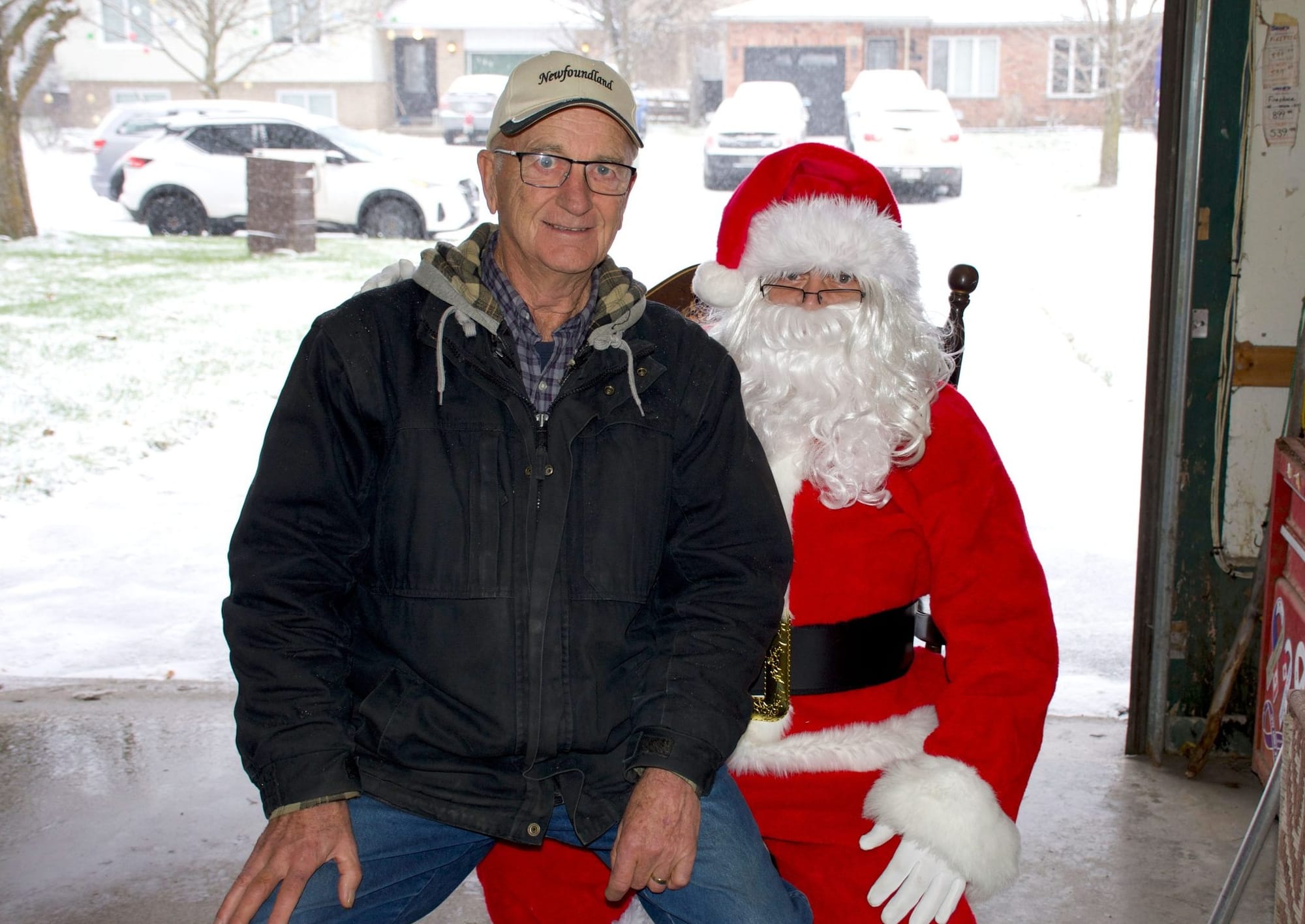 Mount Forest resident bids final farewell to community with Christmas giveaway event