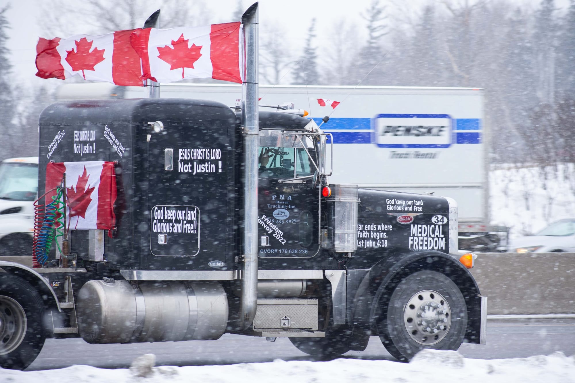 Politicians offer differing views on trucker vaccine mandate, Ottawa protest