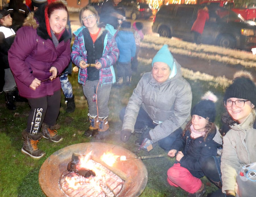 Arthur celebrates the season