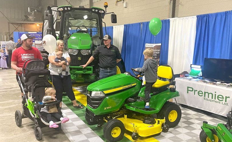 Drayton Kinsmen Farm Show draws large crowds to see latest in agriculture