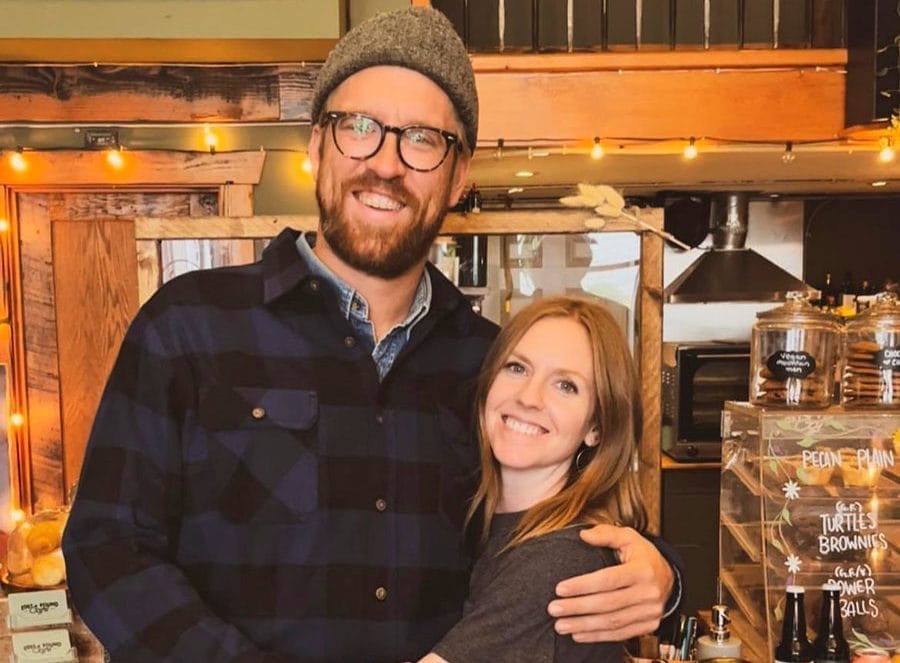 She gave him her kidney - and he stole her heart