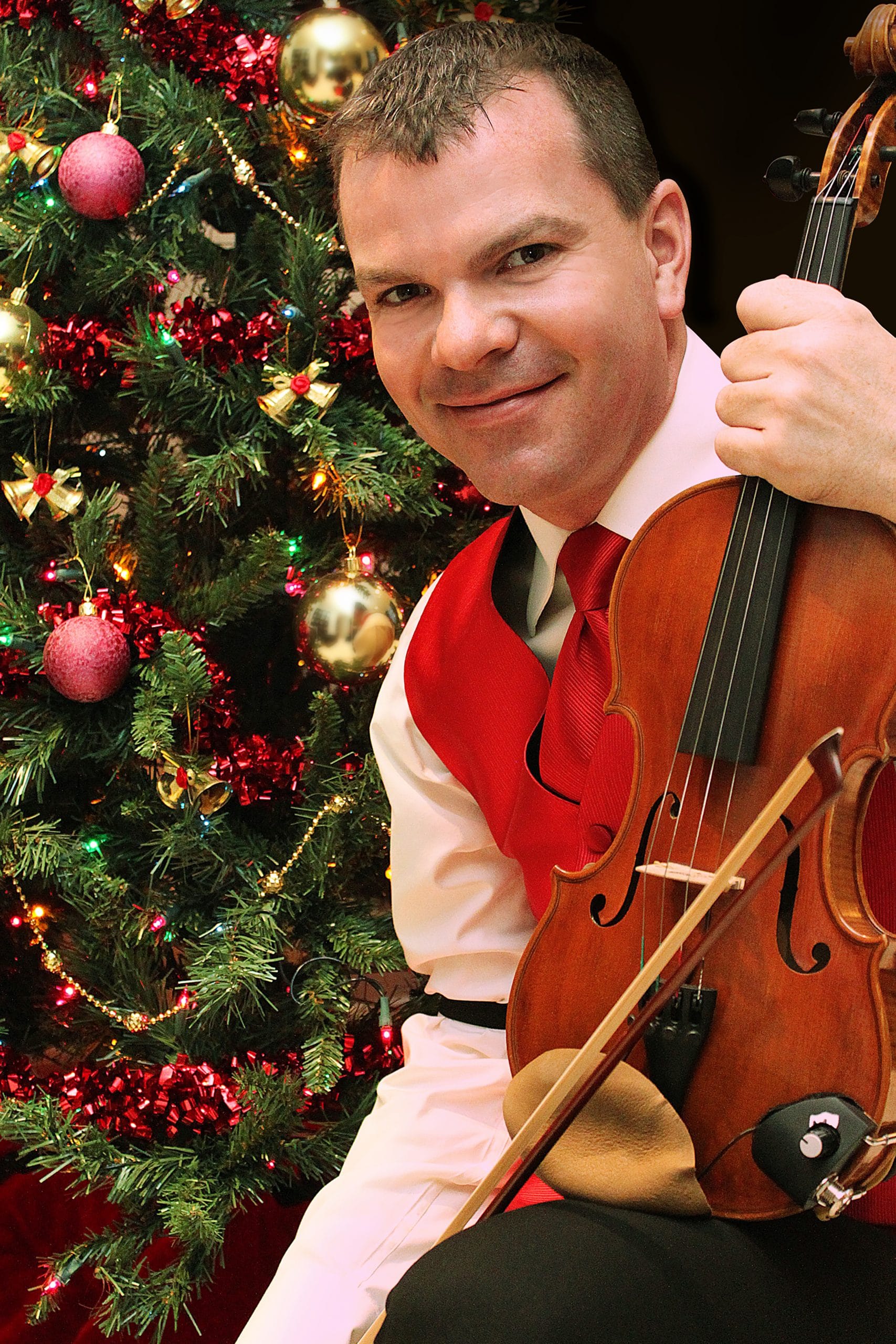 Scott Woods makes a return to Fergus for Old Time Country Christmas tour